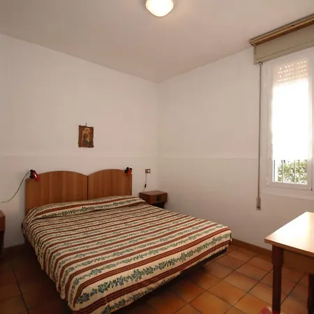 Apartamento Carla Holiday *
